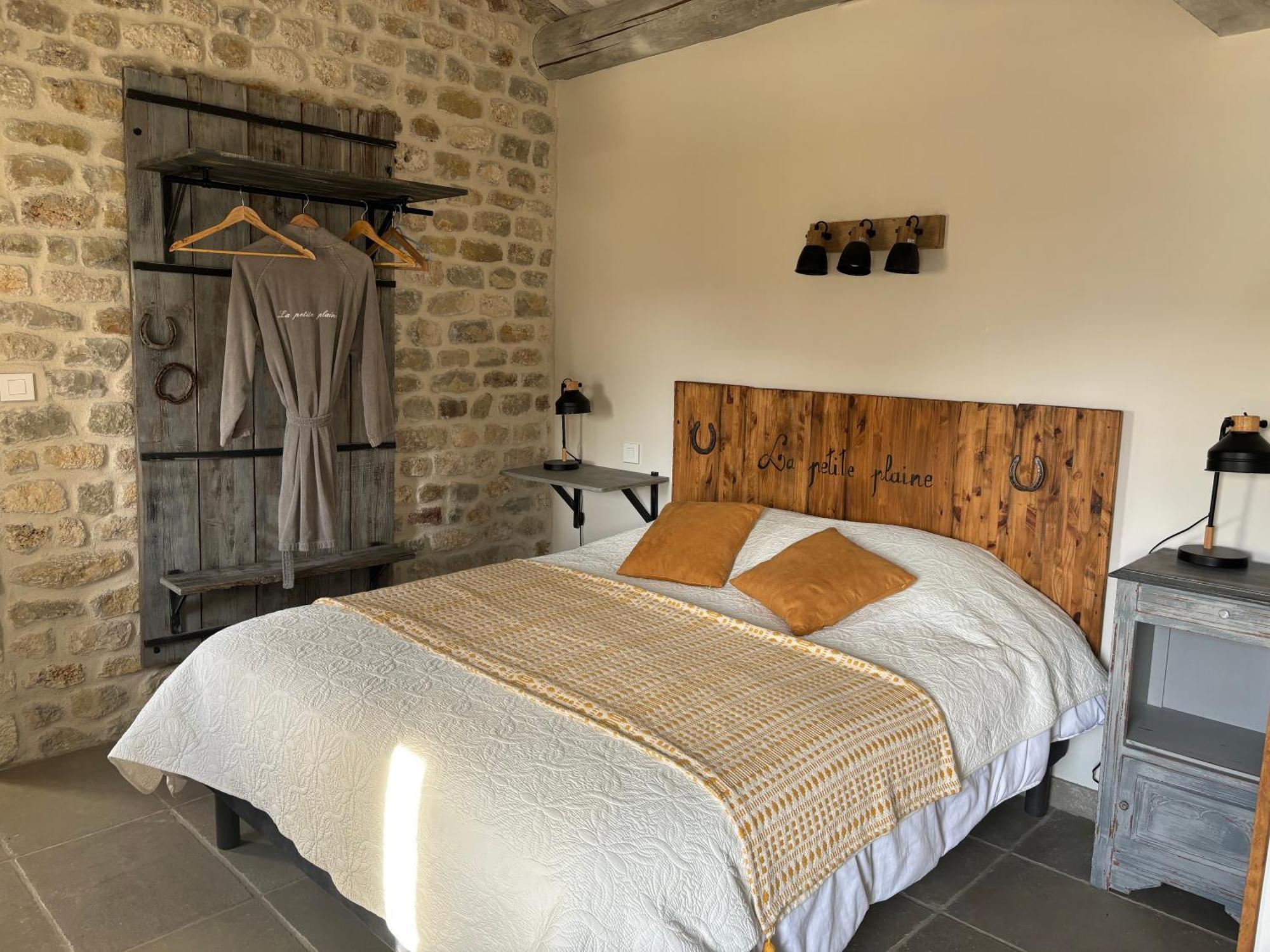 La Petite Plaine Hotel Clansayes Ngoại thất bức ảnh